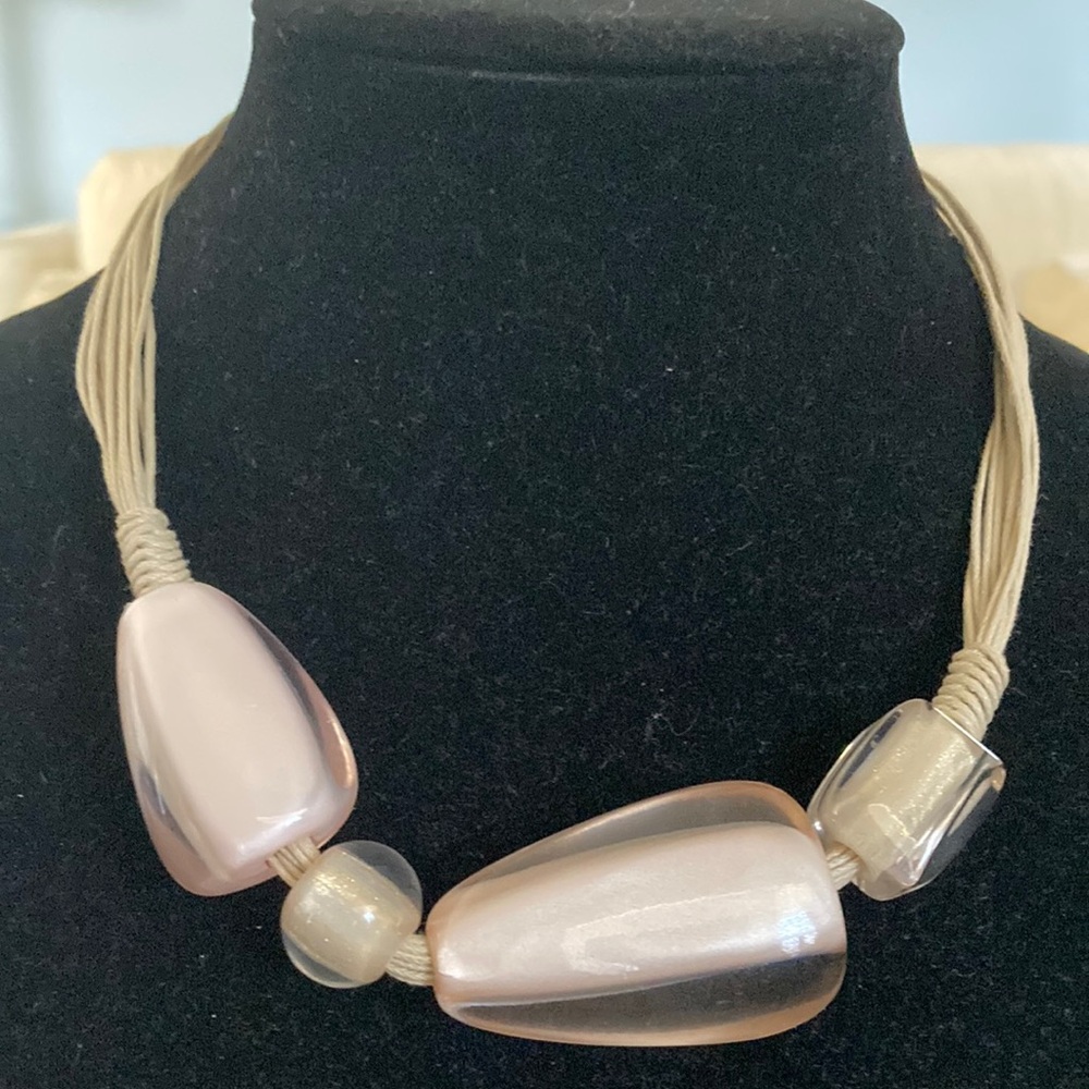 Chico light pink Statement Necklace